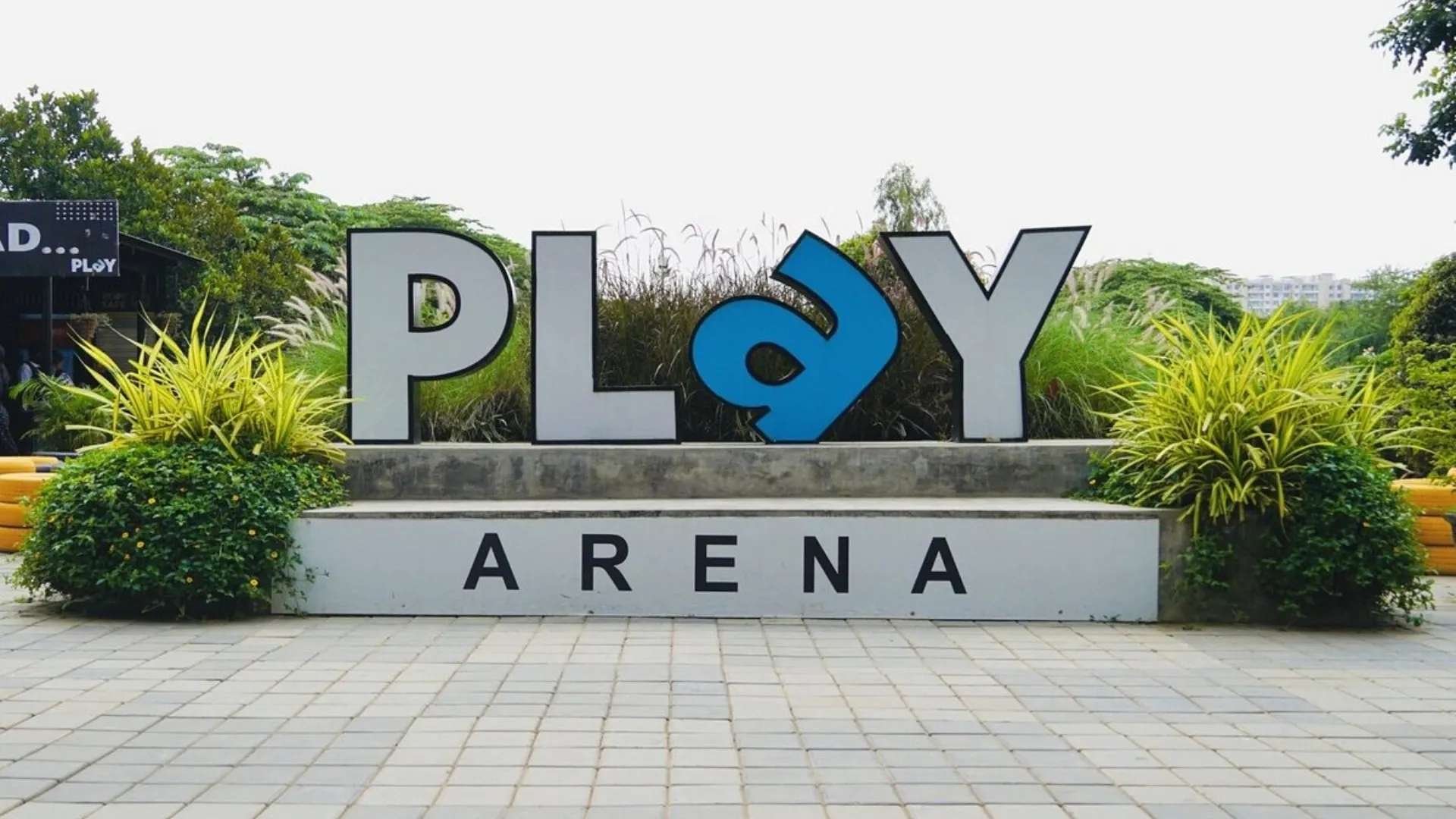 Play Arena
